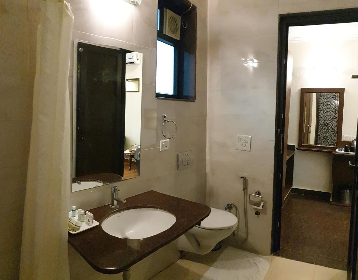 Clarissa Resort Ramnagar  Exterior photo