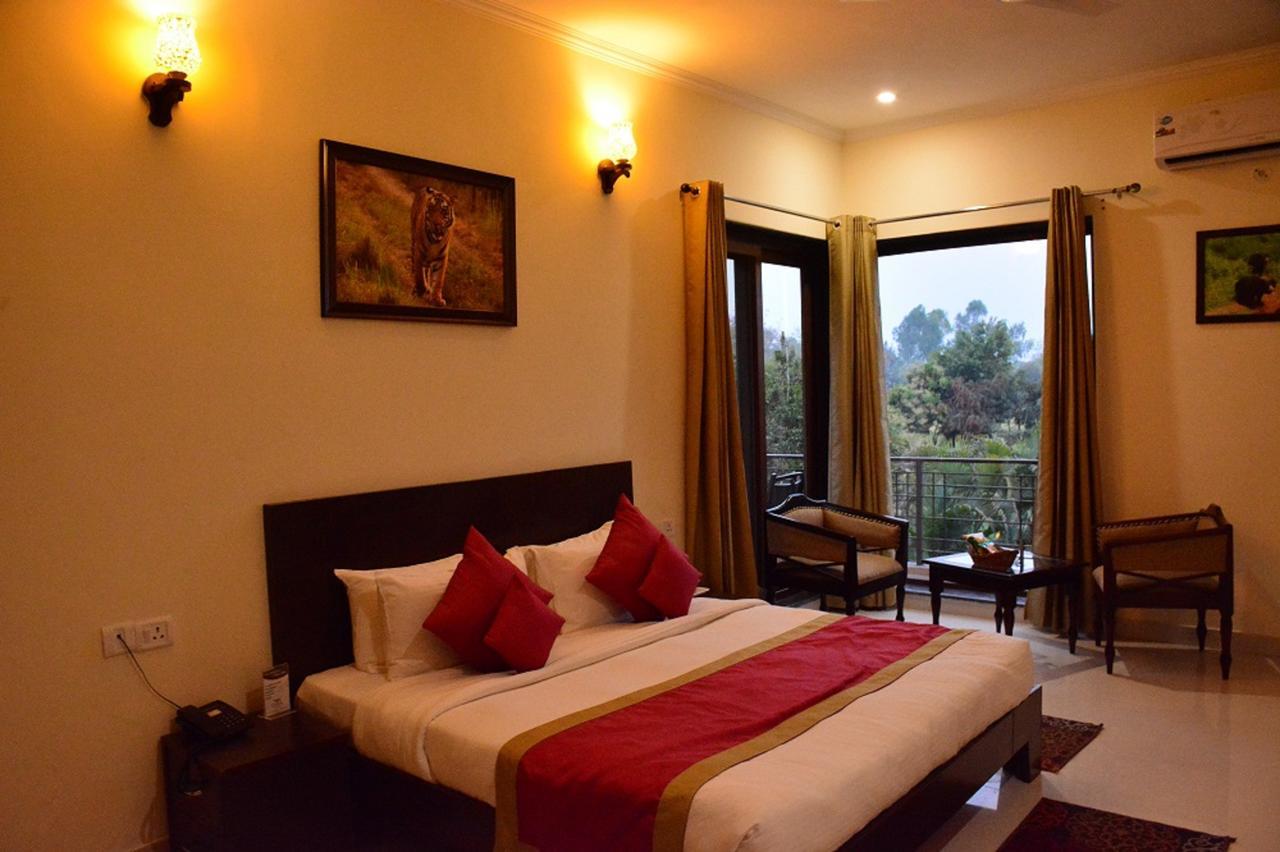 Clarissa Resort Ramnagar  Exterior photo