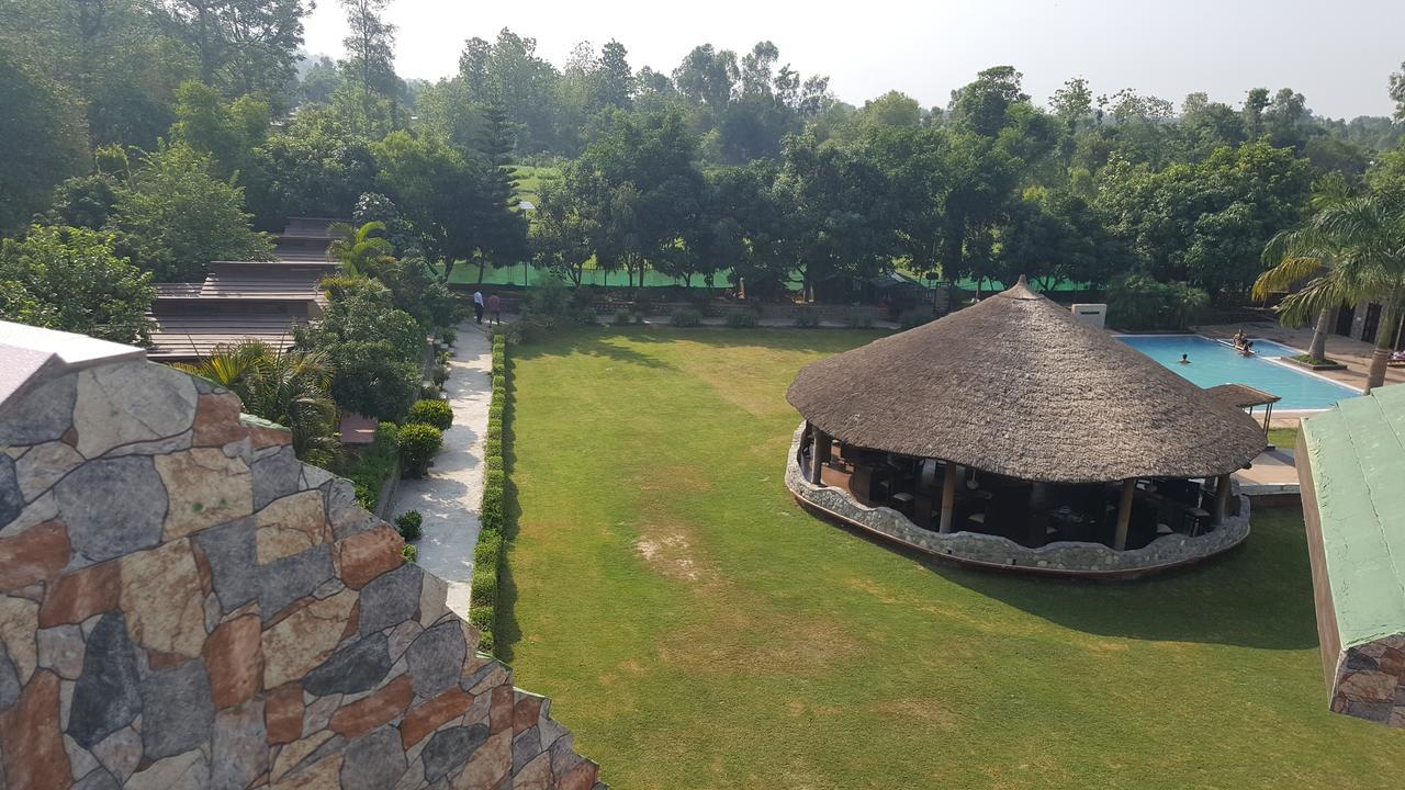 Clarissa Resort Ramnagar  Exterior photo
