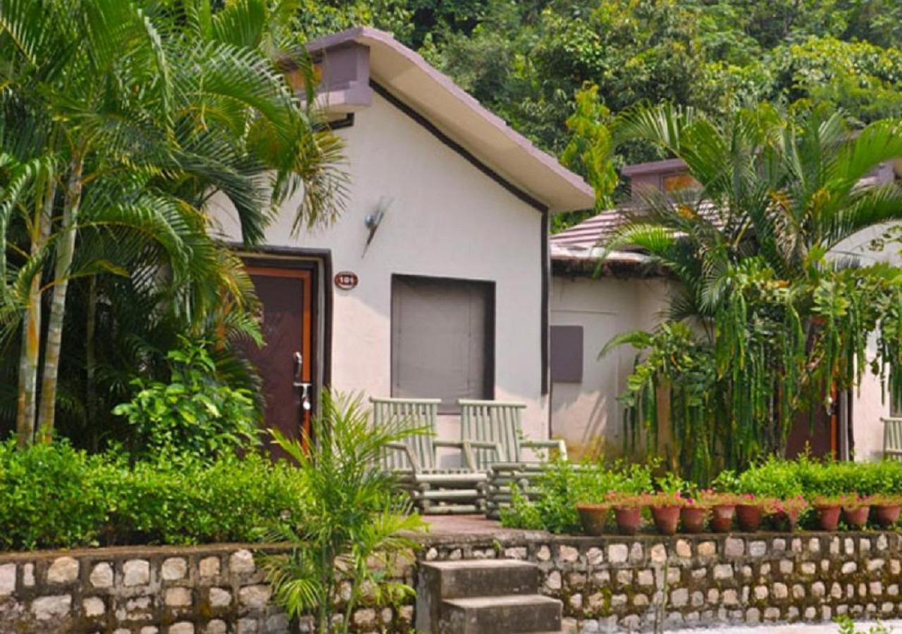 Clarissa Resort Ramnagar  Exterior photo