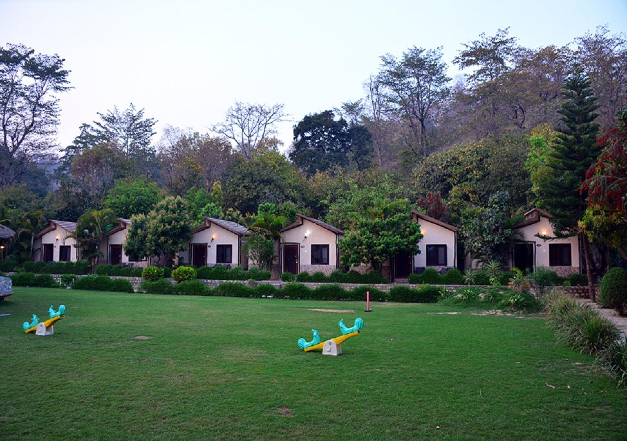 Clarissa Resort Ramnagar  Exterior photo