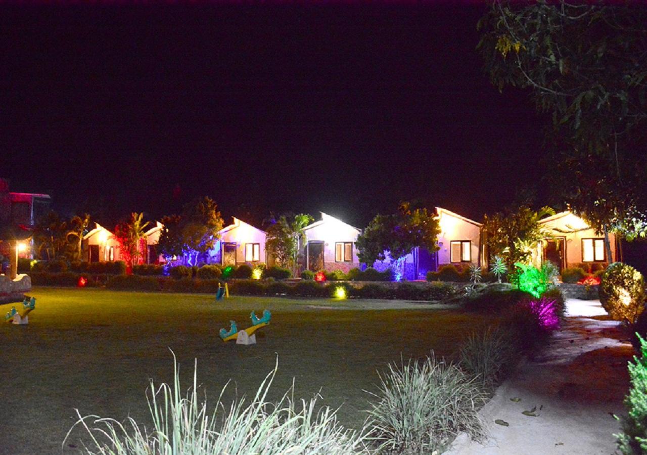 Clarissa Resort Ramnagar  Exterior photo