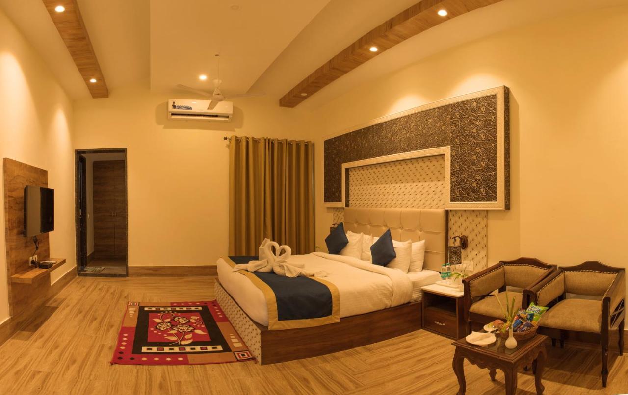Clarissa Resort Ramnagar  Exterior photo